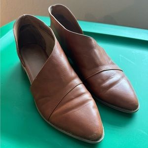 Universal Thread Wenda Bootie Flats from Target - Size 8.5 (fits a size 8)